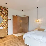 Nomad Village Vakantiehuis *
