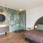 Nomad Village בית נופש *
