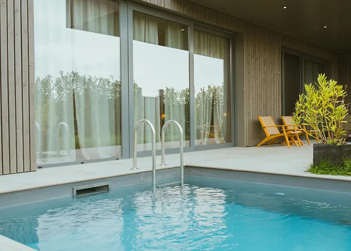 Nomad Village Holiday home *